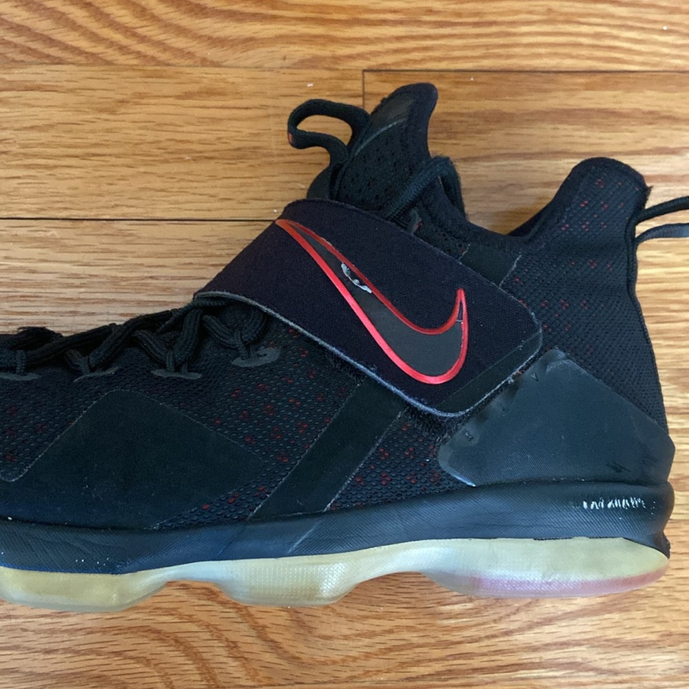 Nike Lebron Kids 14 Bred Mid Top GUC Sneakers - Picture 15 of 16